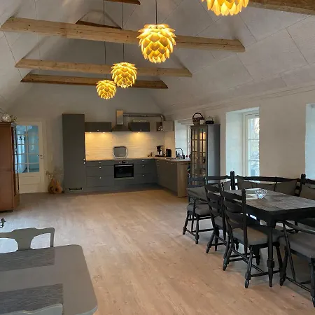 Lindegaardens Bed & Breakfast Viby