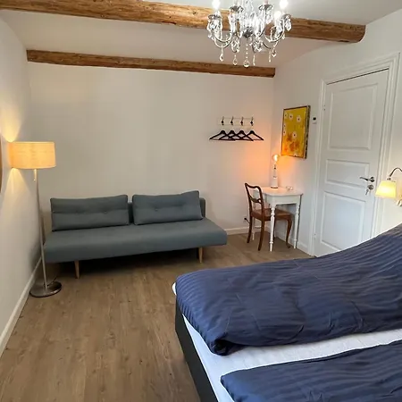 Bed & Breakfast Lindegaardens