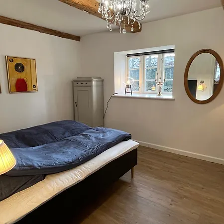 Bed & Breakfast Lindegaardens *