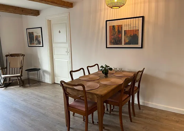 Bed & Breakfast Lindegaardens