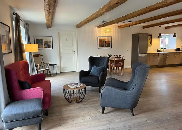 Bed & Breakfast Lindegaardens