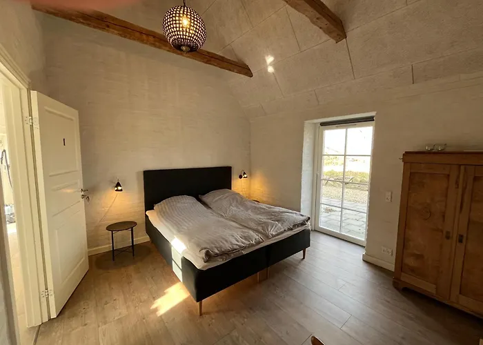 Lindegaardens Bed & Breakfast